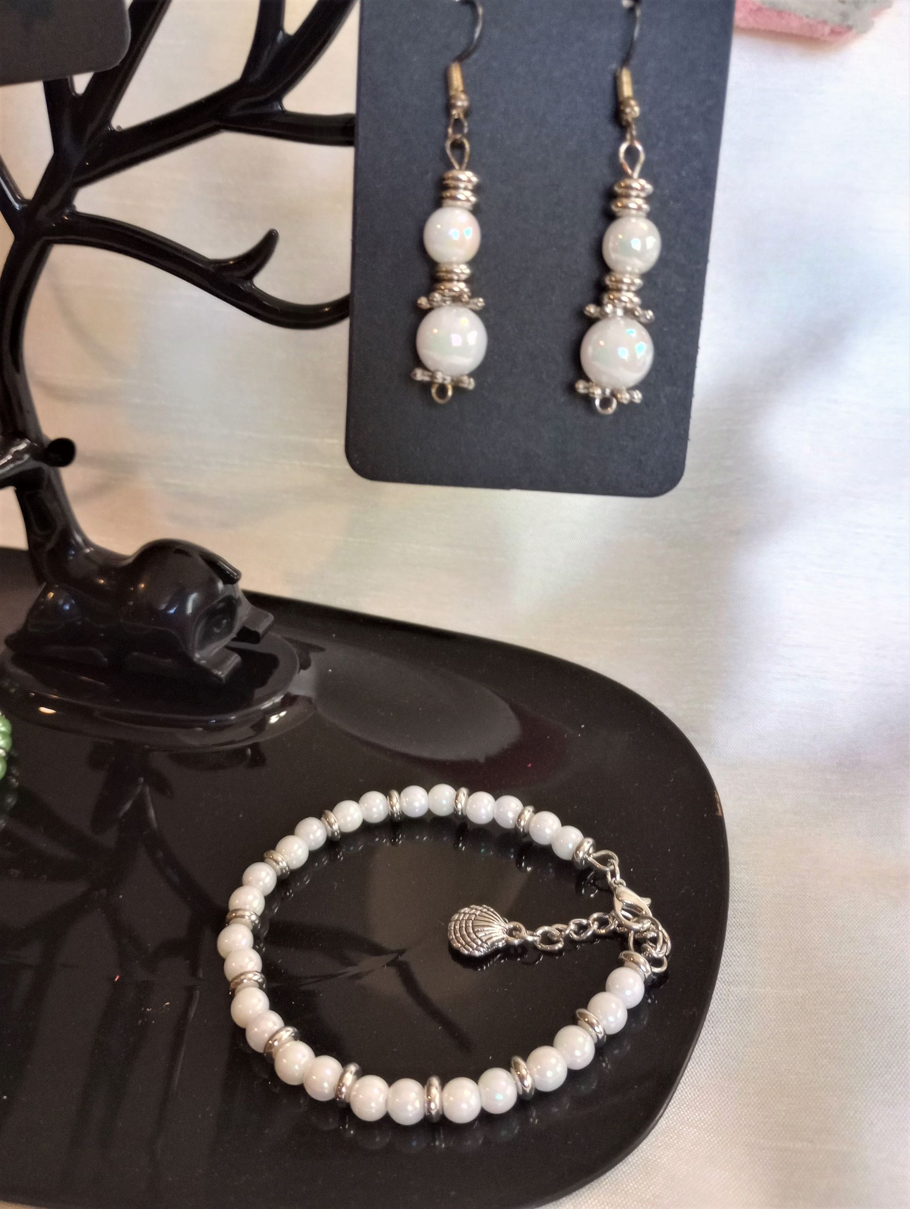 C – Pearl Bulb Earring & Bracelet Set