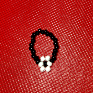 D - Black & White Flower Ring